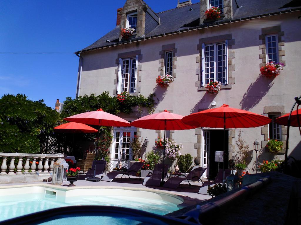 Le Petit Chateau - Tiffauges Proche Puy Dufou Ngoại thất bức ảnh